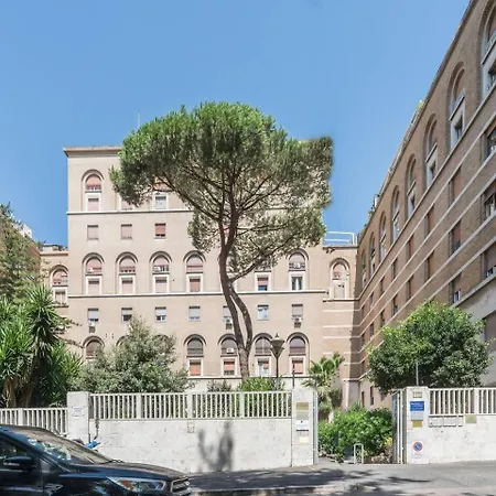 Apartment La Casina 348 *