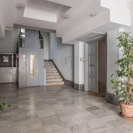 La Casina 348 *